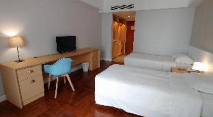 Caritas Oswald Cheung International House Hotel Hong Kong Exterior photo